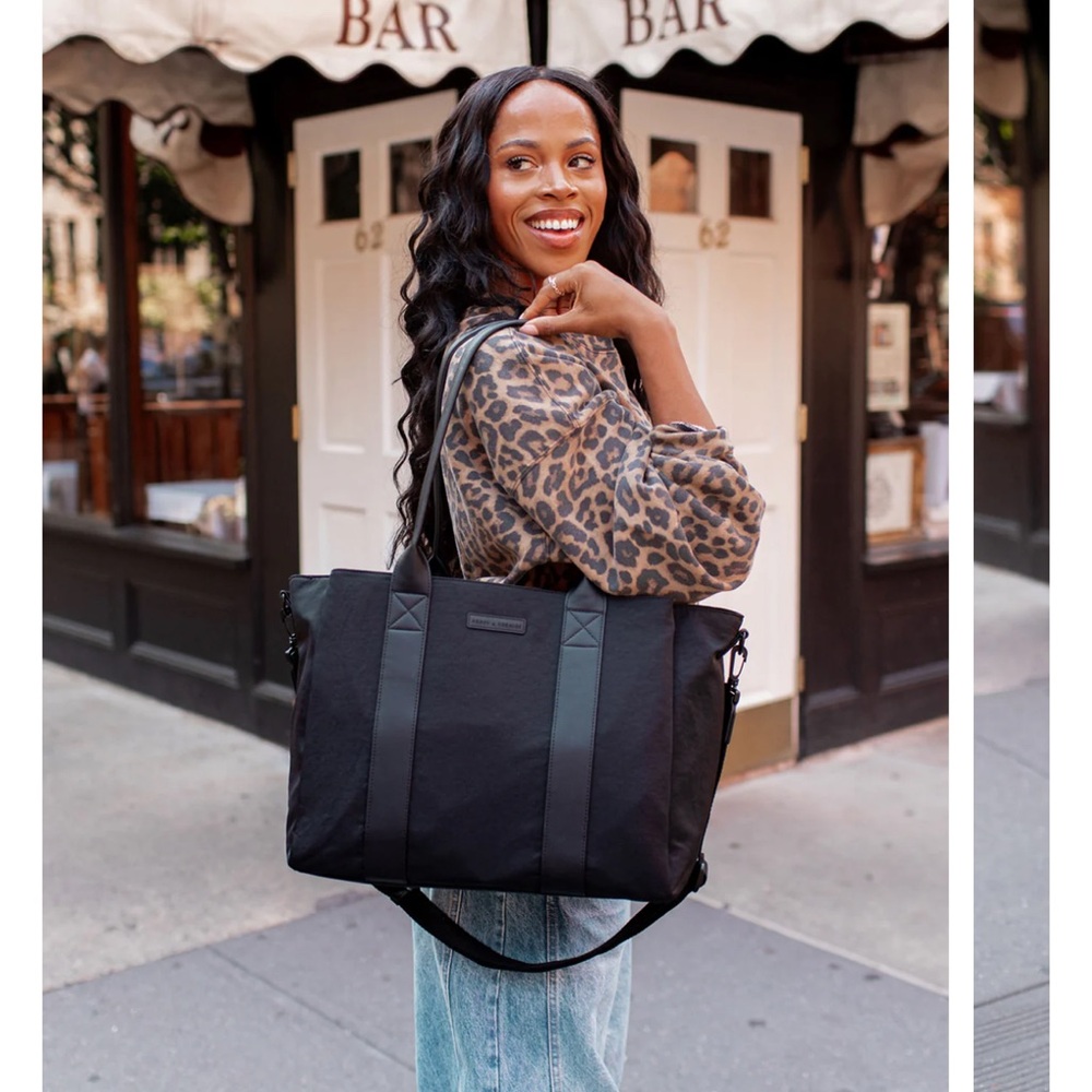 Poppy & Peonies Daily Tote